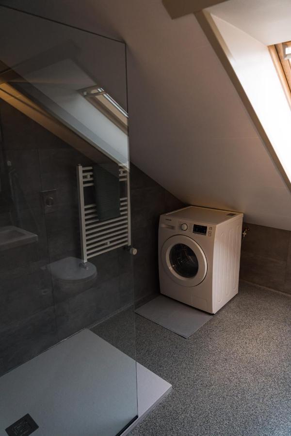 Apartamento Scenic Penthouse - Ocean View & Skylight Windows Siglufjordur Exterior foto